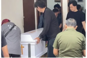 Komedian Temon Meninggal Dunia Rumah Duka Dipenuhi Pelayat dan Rekan Artis