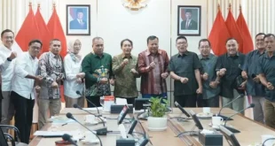 KPK Dalami Pertemuan Bupati Kuansing Nonaktif dengan Menhut Raja Juli: Kasus Korupsi yang Semakin Kompleks
