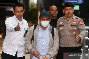 KPK OTT Bupati Lombok Barat: Mengakhiri Kudeta Politik di Nusa Tenggara Barat