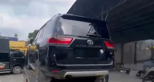 KPK Temukan Land Cruiser Diduga Mobil Suap untuk Bupati Kuansing Pelat Nomor Sudah Diganti, Kasus Politik yang Menggemparkan!