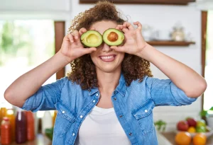 Lindungi Mata dengan Vitamin E: 8 Sumber Dari Makanan Sehari-hari