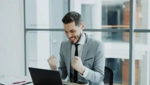 Lolos dari Burnout: 6 Taktik Psikologis yang Selalu Dipakai Orang Cerdas untuk Mengatasi Stres