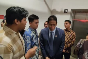 Mahasiswa Undip Berikan Kontribusi Kebijakan dengan Menyerahkan Policy Brief kepada Menkeu Purbaya