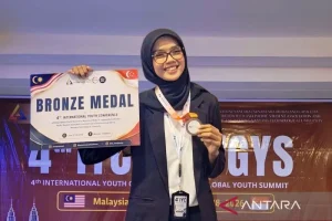 Mahasiswi Aceh Barat Ciptakan Karya Besar dengan Sabun dari Sampah