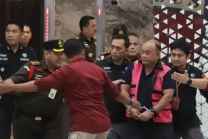 Mahfud MD Kritik BGN: Penempatan TNI-Polri Aktif Dinilai Melanggar Undang-Undang