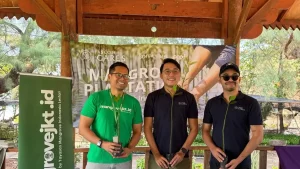 Mangrove untuk Masa Depan: Memperingati World Mangrove Day, Somerset Berlian Jakarta Tanam 2.000 Bibit Mangrove di Pulau Tidung Kecil