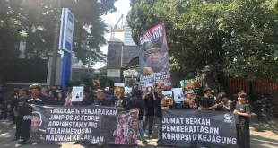 Massa Desak Jampidsus Diganti, Sambangi Gedung Kejagung untuk Penegakan Hukum