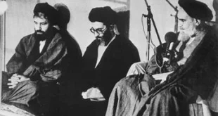 Mengenal Awal Pertemuan Ali Khamenei dan Khomeini Jadi Pemimpin hingga Tewas: Sebuah Perjalanan Politik