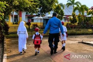 Menguatkan Peran Ayah dalam Membentuk Generasi Muda dengan Pela Gandong