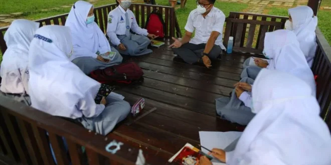 MIND ID Dukung Pembangunan Generasi Emas Indonesia Melalui Beasiswa