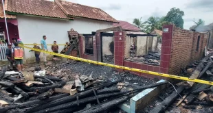 Misteri Pembakaran: Ayu Lestari Bakar Rumah Mertua, Uang Rp 30 Juta Ludes
