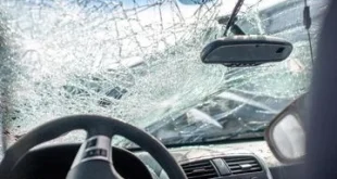 Mobil Tabrak 4 Motor di Cipayung Jaktim: 2 Pemotor Terluka dalam Insiden Berdarah