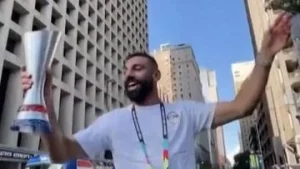 Mohamed Salah dan Tim Rayakan Kemenangan Mesir di Jalanan Dallas: Cerita Dibalik Kemenangan