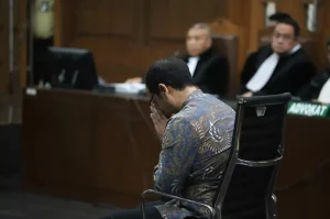 Nadiem Makarim, Dodi S. Abdul Kadir, dan Ari Yusuf Amir Tereksa Pembacaan Vonis di Pengadilan Tipikor Jakarta