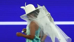 Naomi Osaka Ungkap Alasan Tampil Nyentrik di Lapangan Fashion Adalah Pelindungku