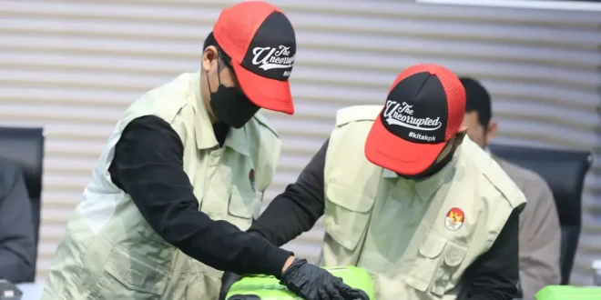 Noor Faizah Maenofi, Istri Bupati Pemalang, Diamankan KPK Selama Operasi Penyelidikan