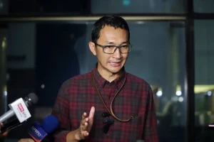 OTT Bupati Lombok Barat Diduga Terkait Dugaan Penerimaan Uang Pengadaan Proyek Sita Duit Rupiah hingga Dokumen