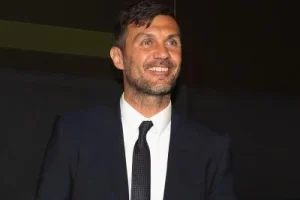 Paolo Maldini Resmi Jadi Direktur Teknis Timnas Italia FIGC Beri Kekuasaan Penuh, Membangun Masa Depan Sepak Bola Italia