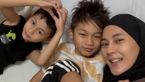 Paula Verhoeven Sedih Kiano Dirawat di Rumah Sakit Netizen hingga Selebriti Banjiri dengan Doa