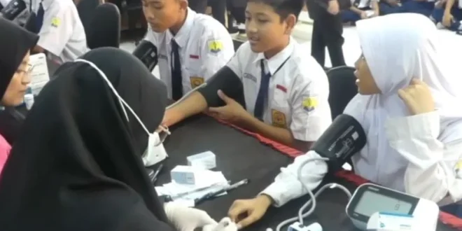 Pemerintah Fasilitasi 8,8 Juta Siswa Cek Kesehatan Gratis di Puskesmas, Program CKG Sekolah