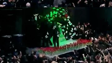 Pemerintah Iran Perlihatkan Peti Jenazah Ayatollah Ali Khamenei: Simbol Kekuasaan