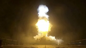 Perang AS-Iran Selat Hormuz Diblokade: Konflik yang Tergelitik
