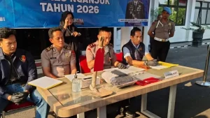 Perempuan Muda Diduga jadi Otak Pembunuh Ayah Angkat Perempuan Muda Ini Ditangkap usai Kabur Bersama Teman Dekatnya