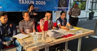 Perempuan Muda Diduga jadi Otak Pembunuh Ayah Angkat Perempuan Muda Ini Ditangkap usai Kabur Bersama Teman Dekatnya