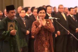 Perry Warjiyo Mundur: Bagaimana Kebijakan BI Tetap Normal?
