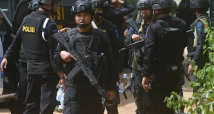 Personel Densus 88 Tangkap Dua Orang Terduga Teroris: Operasi Ciamis dan Bandar Lampung