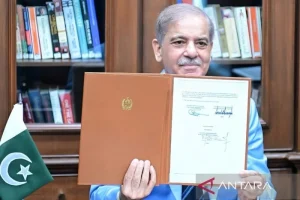 PM Pakistan Desak AS dan Iran Patuhi Kesepakatan Damai untuk Mencegah Konflik