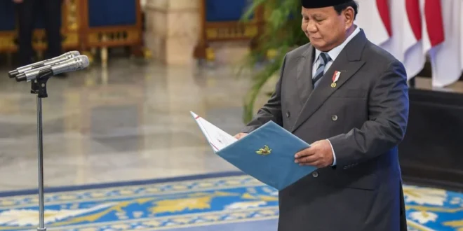Prabowo Harus Reshuffle untuk Perbaiki Elektabilitas