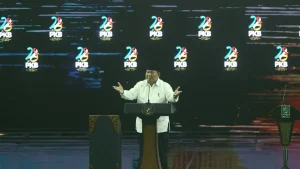 Prabowo Sindir Wartawan-Pengamat sebagai Londo Ireng Yang Gaji Lo Siapa: Sorotan Tajam terhadap Loyalitas dan Pemberitaan