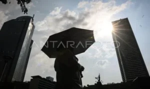 Prakiraan Cuaca DKI Jakarta Senin Ini: Kondisi Cerah dan Berawan