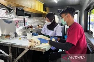 Pram Ajak Warga Manfaatkan Fasilitas Mobil Klinik Hewan Keliling untuk Meningkatkan Kesejahteraan Hewan