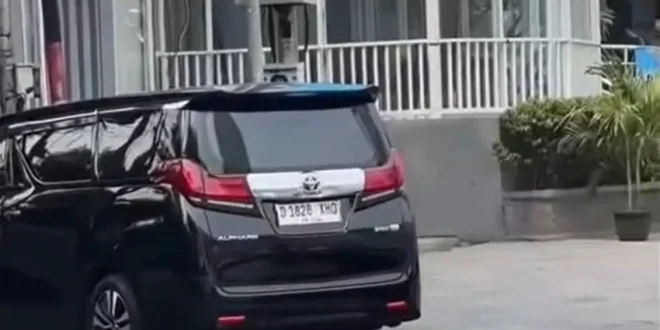 Pramono Ungkap Alphard Penerobos Lampu Merah di Bundaran HI Pakai Pelat Palsu, Menggemparkan Warga Jakarta