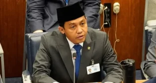 Raja Juli Ungkap Kronologi Pertemuan dengan Bupati Kuansing Akui Amplop Sudah Dikembalikan 17 Hari Sebelum OTT KPK