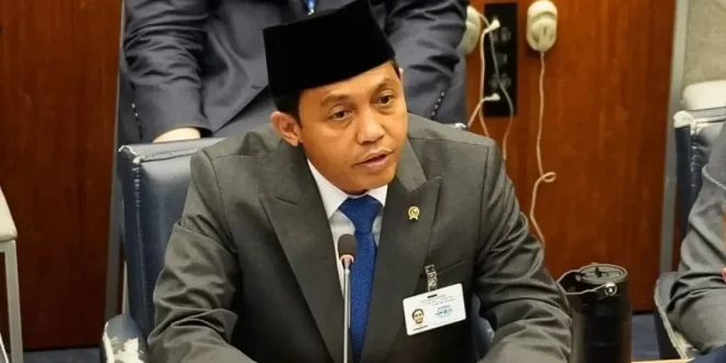 Raja Juli Ungkap Kronologi Pertemuan dengan Bupati Kuansing Akui Amplop Sudah Dikembalikan 17 Hari Sebelum OTT KPK