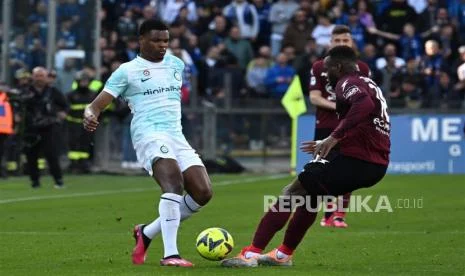 Real Madrid Umumkan Kedatangan Bek Kanan Denzel Dumfries, Penguatan Baru untuk Menguasai Liga