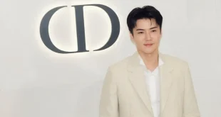 Sehun EXO Tampil Elegan dalam Balutan Setelan Dior, Ikon Fashion Global