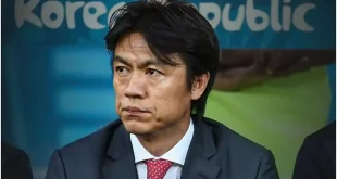 Solidaritas Pelatih: Moriyasu Bela Hong Myung-bo di Tengah Kritikan Pedas Fans Korea Selatan