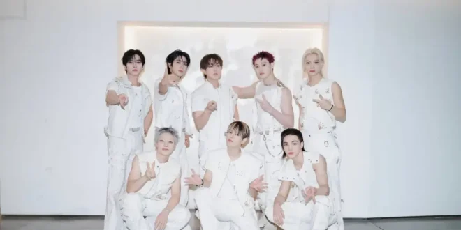 Stray Kids Rayakan Anniversary ke-8 STAY dengan STAweek dan Album Digital Baru