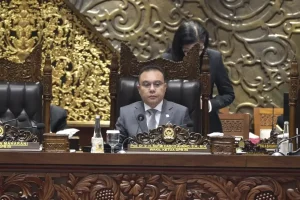 Sufmi Dasco Ahmad Pimpin Rapat di DPR Matangkan Perpres Ekosistem Ojol: Membangun Ekosistem yang Lebih Baik