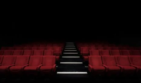 Suka Nonton Film Simak Fatwa Syekh Yusuf Al-Qaradhawi Ini: Panduan untuk Menghindari Konten Negatif