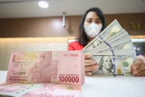 Survei Kepuasan Prabowo dan Mundurnya Gubernur BI Bikin Rupiah Berpotensi Melemah