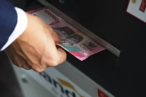 Tabungan Kelas Menengah Melambat LPS Menyoroti Anomali Melejitnya Simpanan di Atas Rp5 Miliar: Tren Terbaru