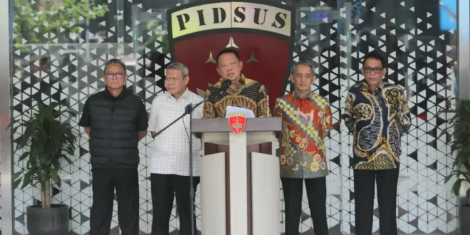 Tak Singgung Pengunduran Diri Ini 6 Poin Pernyataan Jampidsus Febrie Adriansyah Usai Rumahnya Digeledah Polisi