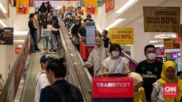 Tangga Lipat di Transmart Full Day Sale Diskon Nyaris Separuh Harga, Ini Kesempatan Emas!