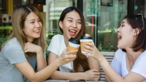 Tawa dan Kesenangan dalam Hidup: 7 Kebiasaan yang Dianjurkan Psikologi
