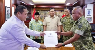 Temui Menhan Sjafrie Sjamsoeddin Menhut Raja Juli Serahkan PPKH untuk 17 Yon TP Hampir 1.000 Hektar, Pembangunan Militer Indonesia
